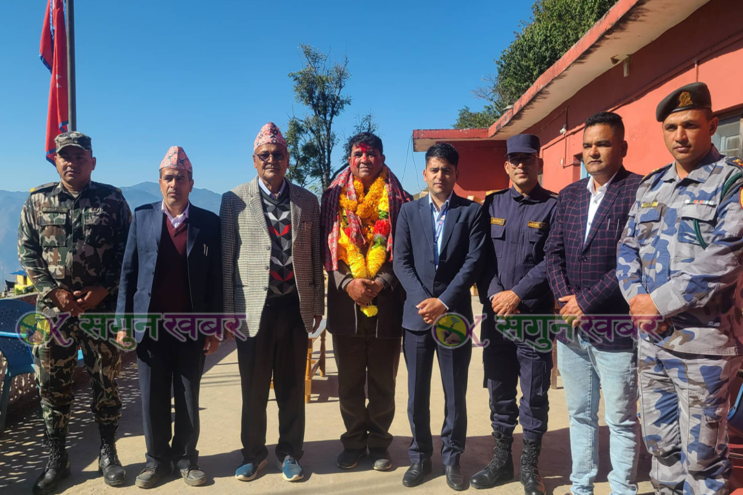 प्रदेश सभा सदस्यमा निर्वाचित पालले लिए प्रमाण पत्र 